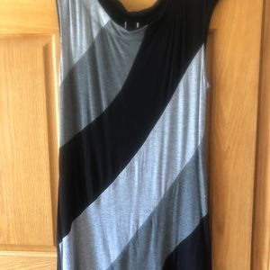 WRAPPER TUNIC TOP - SIZE L - NWOT